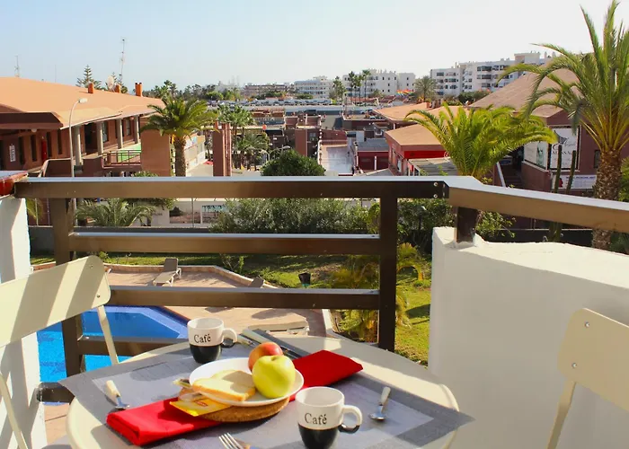 Front Yumbo 2Bedrooms Bayuca Apartment
